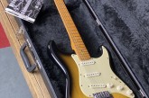 Fender 2006 American Deluxe V Neck Two Tone Sunburst-10.jpg